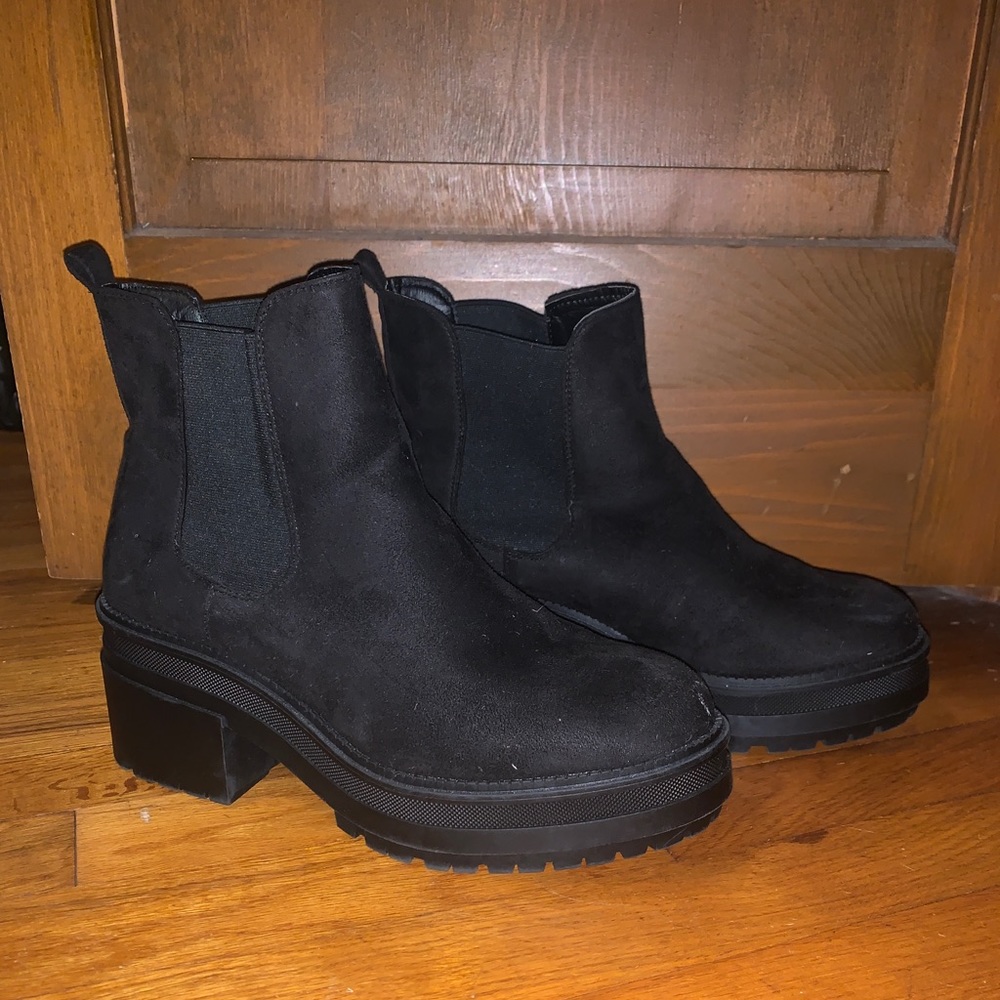 Boohoo Black Platform Chelsea Boots